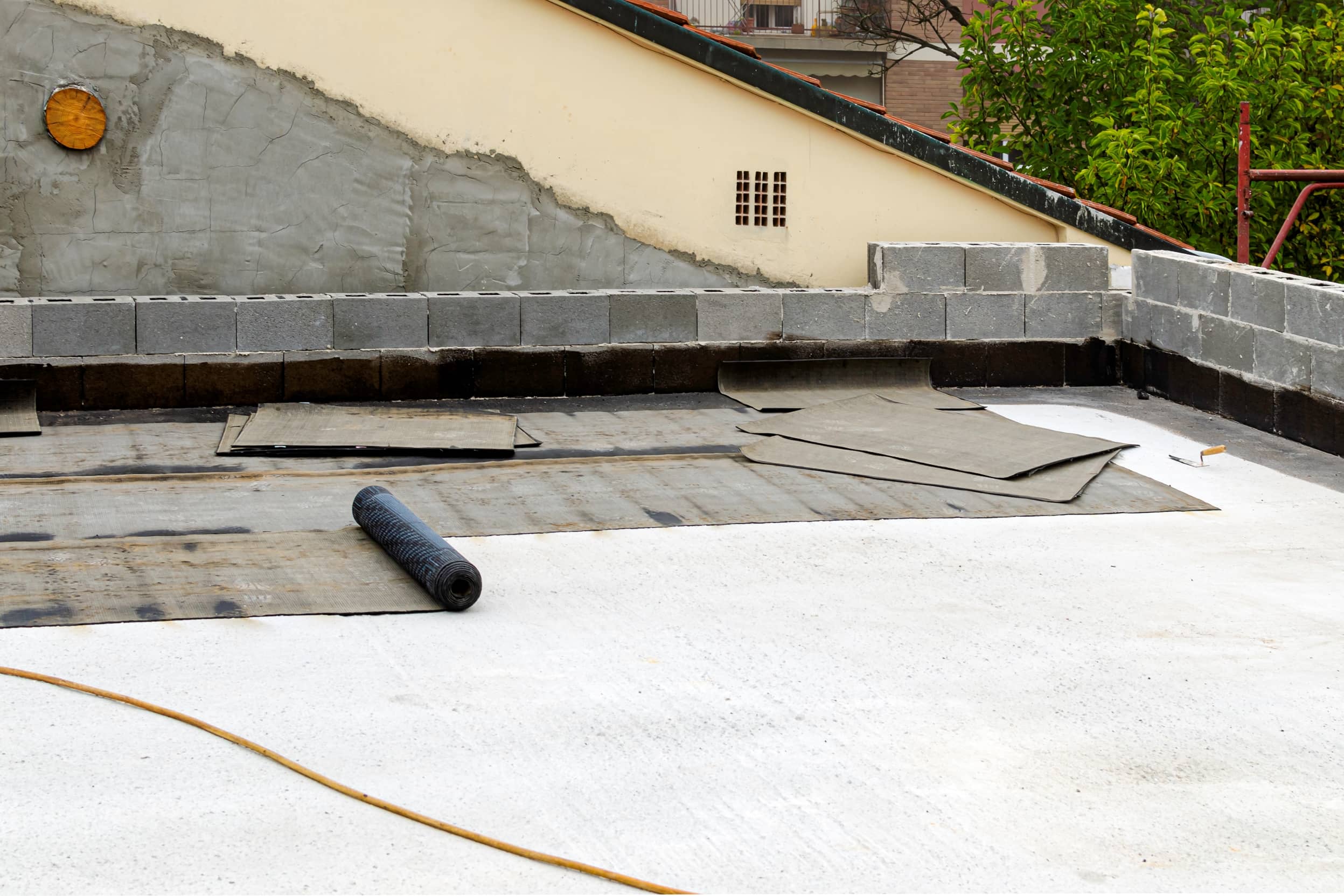 Método para impermeabilizar una terraza con tela asfáltica